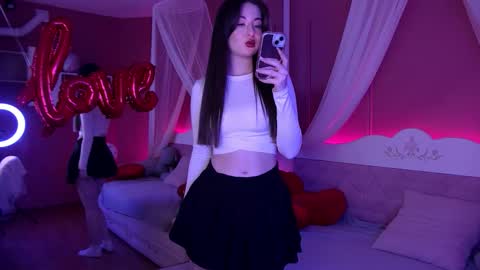 Snapshot of lilithlanne chatting on 02-18-26, 12:01 Lilith online show from 02-18-26, 12:01