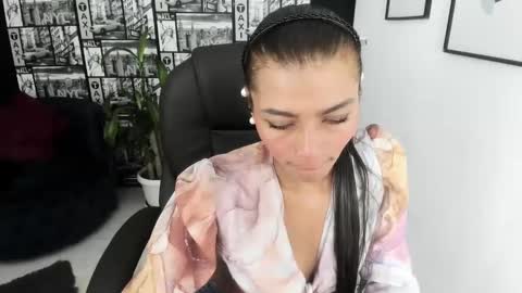 lilithsabeth online show from 01-15-25, 01:12