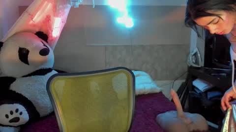 lilithsabeth online show from 11-10-25, 12:15