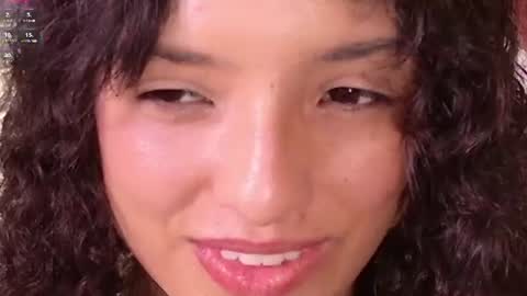 Snapshot of lilithsteinberg chatting on 07-18-26, 09:40 jessi 3 online show from 07-18-26, 09:40