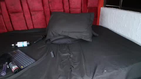 Snapshot of lilithvibe__ chatting on 02-07-26, 08:23 LILITH online show from 02-07-26, 08:23