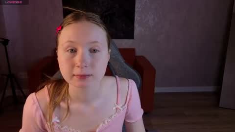  Lili Tiny  GMT2 3-10AM  MonTueWedThuSat online show from 06-27-26, 01:32