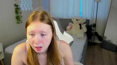  Lili Tiny  GMT2 3-10AM  MonTueWedThuSat online show from 08-06-26, 01:18