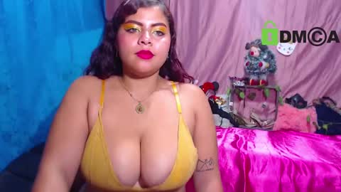 Snapshot of lilits_boobs chatting on 12-20-24, 07:55 liliana online show from 12-20-24, 07:55