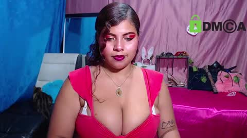 Snapshot of lilits_boobs chatting on 01-29-25, 04:47 liliana online show from 01-29-25, 04:47