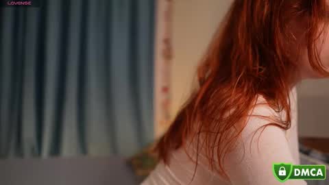 Snapshot of lilla_cutie chatting on 09-09-25, 07:30 Lilla online show from 09-09-25, 07:30