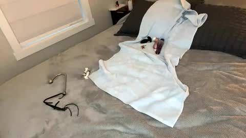 lillhotty7569 online show from 05-17-26, 11:39