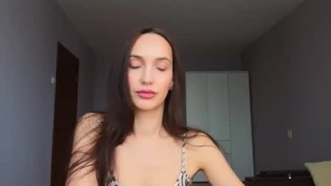 Lillian online show from 03-11-26, 07:03