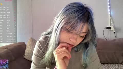 Snapshot of lillianhusk chatting on 05-05-26, 12:24 Amelia online show from 05-05-26, 12:24