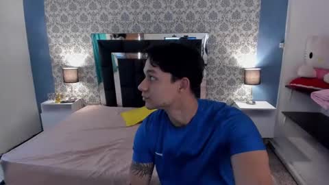 Snapshot of lillith_and_mike chatting on 02-24-25, 12:52 Lillith and Mike online show from 02-24-25, 12:52