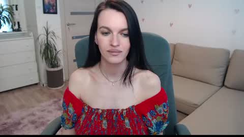 lilliyves online show from 07-09-26, 05:39