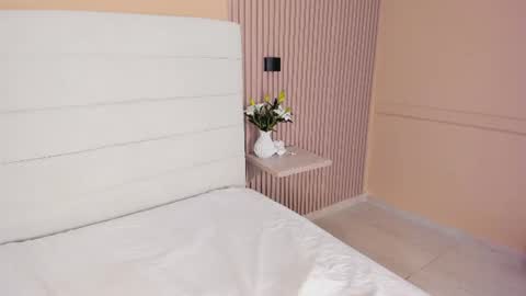 Snapshot of lilly_2809_ chatting on 06-26-26, 03:55 Lizeth follow me in my igimlilycute 3 online show from 06-26-26, 03:55
