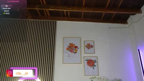 Sofia online show from 11-16-25, 12:44