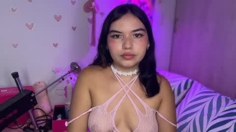 Lilly  online show from 04-25-26, 04:37