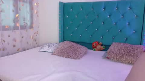 Lilly Peach online show from 08-01-26, 04:56