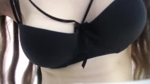 Lilly online show from 03-07-26, 07:44