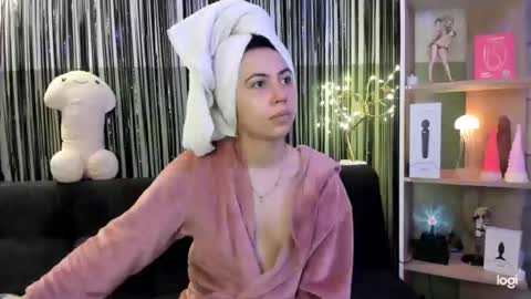 lilly_sweet02 online show from 03-31-26, 12:34