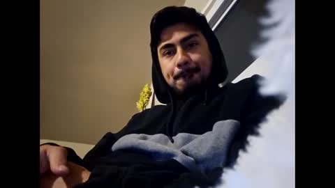 Snapshot of lilmexico98 chatting on 12-03-24, 11:33 SG online show from 12-03-24, 11:33