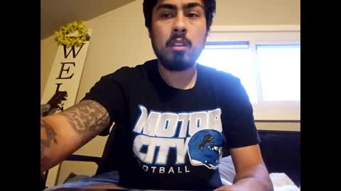 Snapshot of lilmexico98 chatting on 12-31-24, 01:41 SG online show from 12-31-24, 01:41