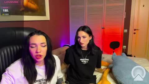 Snapshot of lilo_meow chatting on 11-20-25, 05:34 Kris Lilo online show from 11-20-25, 05:34