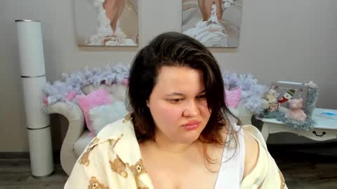 LiloLewins online show from 01-08-25, 03:39