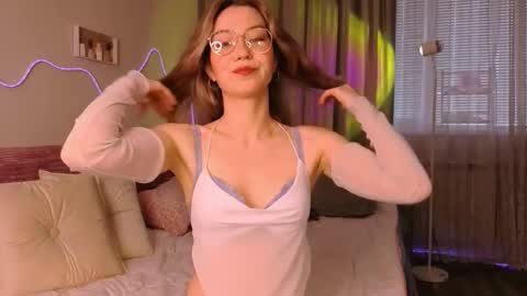 Lilo online show from 09-22-25, 02:35