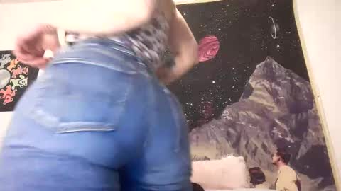 Luna online show from 03-08-26, 12:41