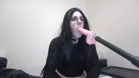 Snapshot of lilsissygir1 chatting on 02-12-25, 02:35 lilsissygir1 online show from 02-12-25, 02:35