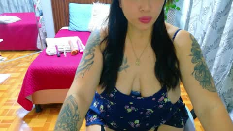 lilu online show from 04-07-26, 02:01