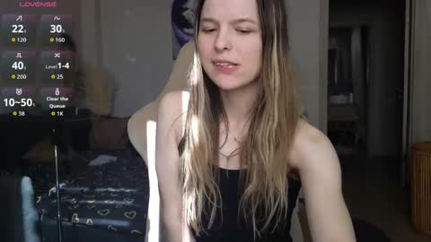 Snapshot of lily_and_jake chatting on 05-28-26, 01:03 lily_and_jake online show from 05-28-26, 01:03