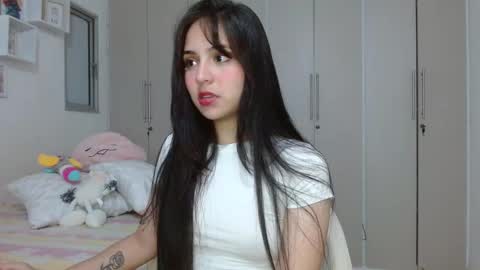 Snapshot of lily_crushx chatting on 01-07-25, 07:52 Lirio         online show from 01-07-25, 07:52