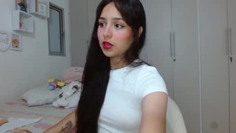 Snapshot of lily_crushx chatting on 10-07-25, 04:53 Lirio         online show from 10-07-25, 04:53
