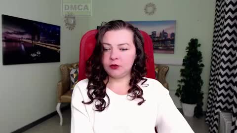 Lily online show from 04-18-26, 06:28