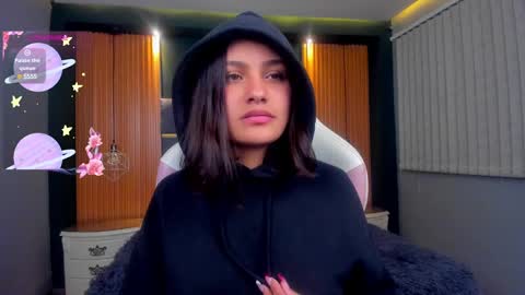 Snapshot of lily_fox1 chatting on 03-07-25, 07:19 Lily online show from 03-07-25, 07:19