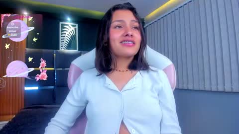 Snapshot of lily_fox1 chatting on 03-08-25, 09:39 Lily online show from 03-08-25, 09:39