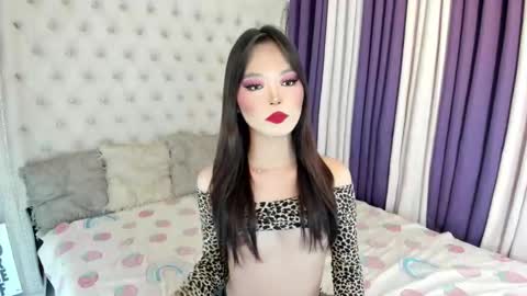 Lily Rodriguez online show from 10-07-25, 02:14