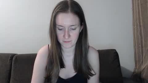 lily_love_x online show from 02-26-26, 11:37