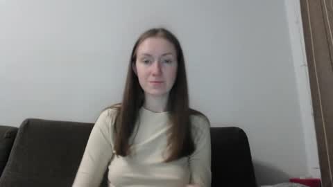 lily_love_x online show from 05-27-26, 12:07