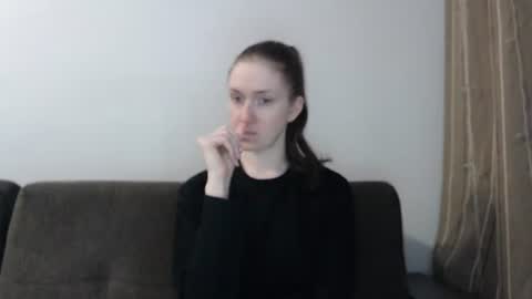 Snapshot of lily_love_x chatting on 06-23-26, 05:27 lily_love_x online show from 06-23-26, 05:27