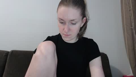 Snapshot of lily_love_x chatting on 07-23-26, 05:27 lily_love_x online show from 07-23-26, 05:27