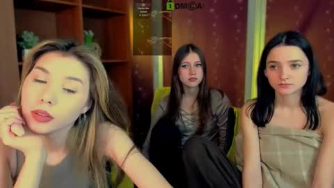 Lily online show from 03-18-26, 07:50