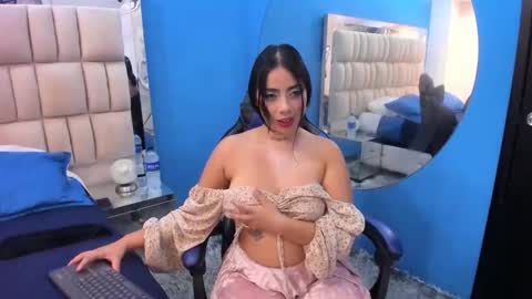 Snapshot of lily_rousse0 chatting on 05-26-26, 03:24 lily_rousse0 online show from 05-26-26, 03:24