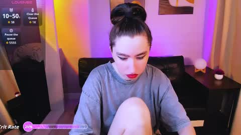 LILY online show from 06-04-26, 07:14