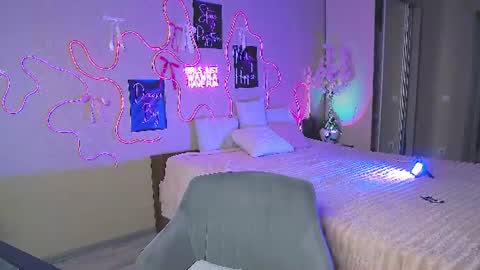 Snapshot of lilyahot68 chatting on 06-29-26, 11:32 Lilya online show from 06-29-26, 11:32