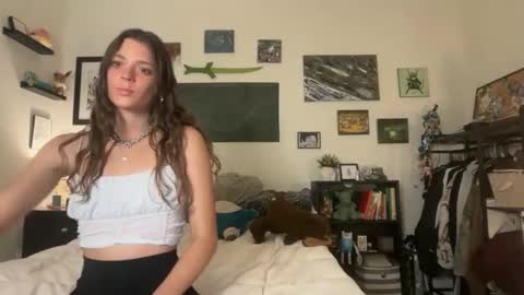 Snapshot of lilybrown07 chatting on 02-03-26, 08:25 lilybrown07 online show from 02-03-26, 08:25