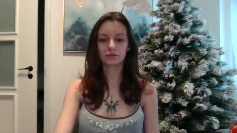 lilycandy_ online show from 01-06-26, 10:52