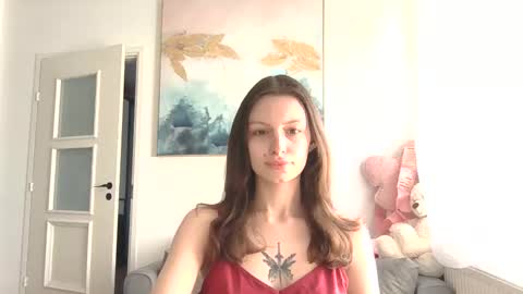 lilycandy_ online show from 04-17-26, 10:18