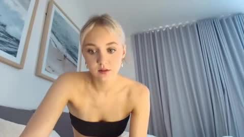 lilyflex online show from 04-05-26, 01:25