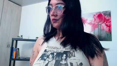 lilyfox23 online show from 04-14-26, 04:57