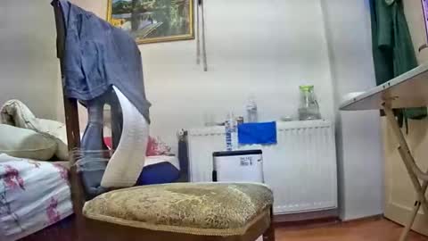 lilylovelyman50 online show from 06-04-26, 12:00